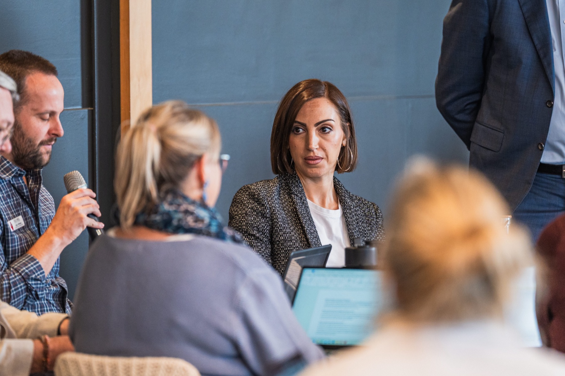A leadership team working together in a Team Doctor® session